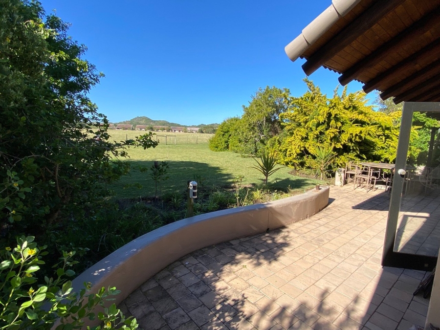 To Let 3 Bedroom Property for Rent in Keurbooms River Western Cape